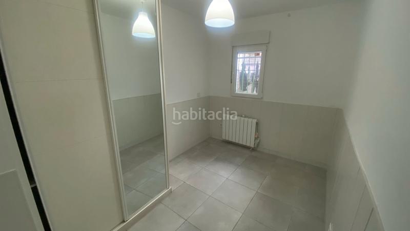 Foto 5274d0f3-e556-4077-8222-6b8fad47cd73. Piso  ideal en pueblo nuevo en Quintana Madrid