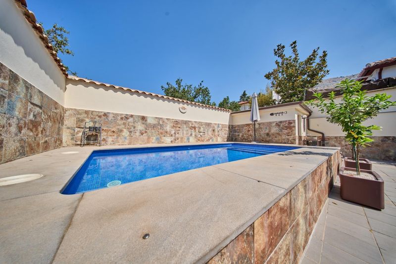Foto f95ff6ae-ae58-4c6a-9208-f14fbd249db5. Casa amb calefacció piscina a Alfacar