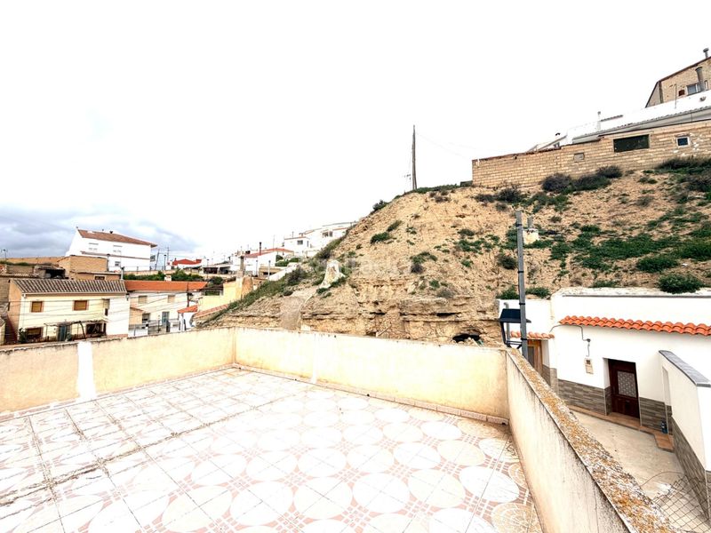 Foto f169a671-6a56-4cc9-8b02-5028b514a399. Casa amb calefacció aparcament a Cúllar
