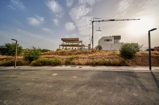 Terreno residenziale in Peligros. Gran oportunidad en nueva monteluz! solar urbano listo para hace