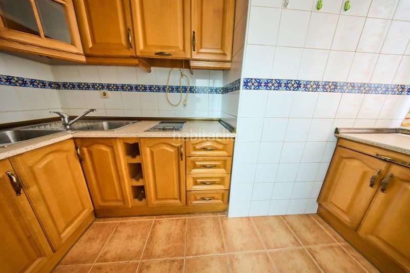 Foto c002a77b-8b60-4db6-8de9-050dd3a23d90. Pis a calle valencia 21 a Poniente Armilla