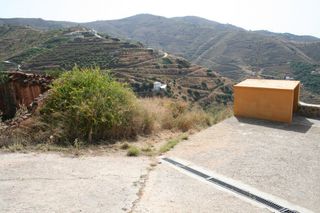 Finca rústica a Ítrabo. Finca rústica con agua y vistas al mar 4.170 m2