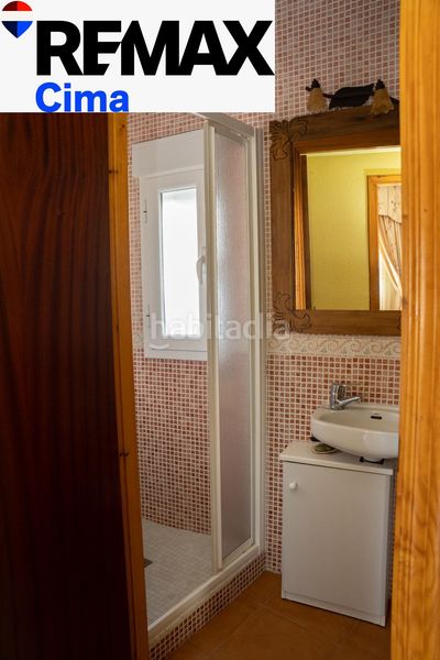 Foto eea94965-9eee-427d-a487-7f04fe58a44d. Casa a carretera freila 54 a Zújar