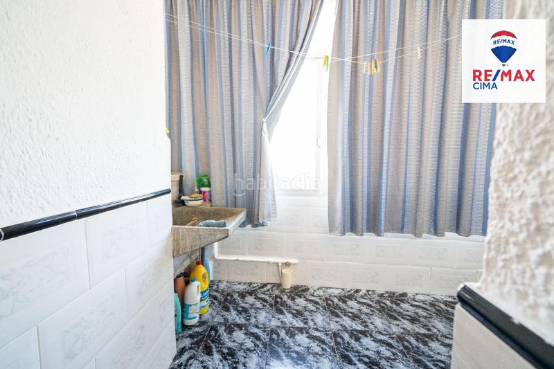 Foto c86b655c-5585-4855-8d48-a4f4d12be285. Casa adossada a Zújar