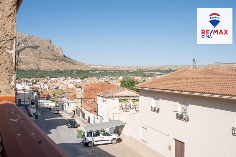 Foto de487a59-a324-4b5a-ae16-b82f3befaf54. Casa adossada a Zújar