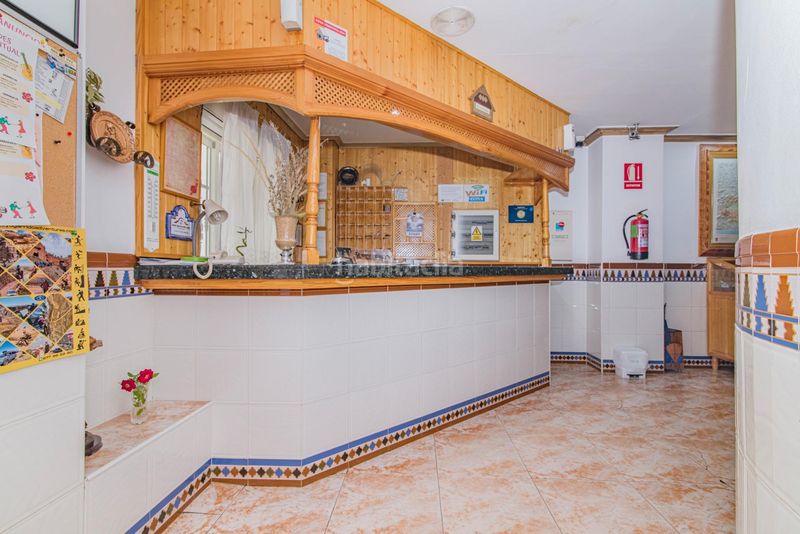 Foto 469bde77-e282-48b9-9b06-f8fa36deca37. Edificio en calle san antonio (bañ) 10 oportunidad única! venta de hostal rural en Cortes y Graena