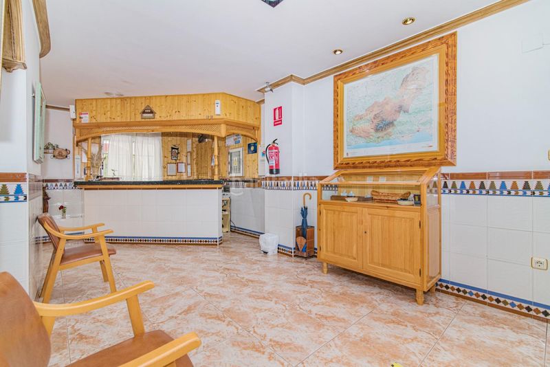 Foto 6ede3088-486f-4146-9ef6-e53b4eb96fe8. Edificio en calle san antonio (bañ) 10 oportunidad única! venta de hostal rural en Cortes y Graena