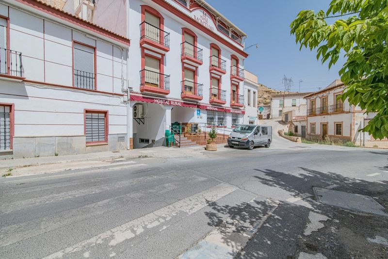Foto ae7790ae-e415-4fdf-a6b2-fab494115a7a. Edificio en calle san antonio (bañ) 10 oportunidad única! venta de hostal rural en Cortes y Graena