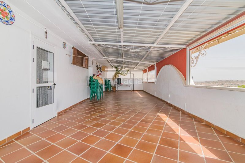 Foto b5c5e97a-14c3-4787-9b32-fff6942abeef. Edificio en calle san antonio (bañ) 10 oportunidad única! venta de hostal rural en Cortes y Graena