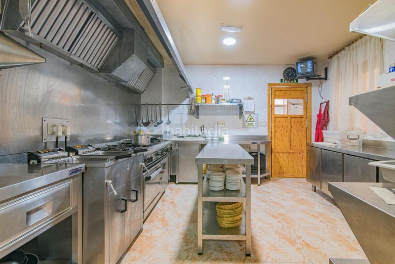 Foto c2afb5a9-60cb-4ff5-b6de-3eafe6d0d49c. Edificio en calle san antonio (bañ) 10 oportunidad única! venta de hostal rural en Cortes y Graena