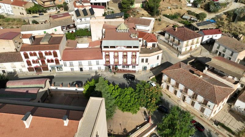 Foto 5aba05c2-cc49-458d-94e7-ef1e85a13982. Edificio en calle san antonio (bañ) 10 oportunidad única! venta de hostal rural en la cara norte de sierra nevada en Cortes y Graena