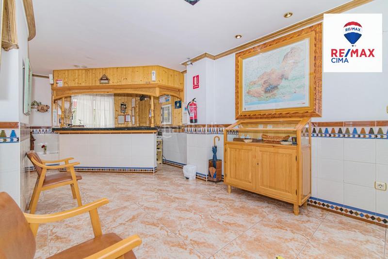 Foto a44542bd-6744-4a1a-890b-edbe9a624ebb. Edificio en calle san antonio (bañ) 10 oportunidad única! venta de hostal rural en la cara norte de sierra nevada en Cortes y Graena