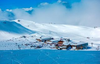 Haus in Güéjar Sierra. Casa en sierra nevada con gran capacidad y  potencial de rentabi