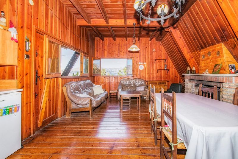 Foto 66e74490-4774-4332-8fd6-58335931840e. Casa  en sierra nevada con gran capacidad y potencial de rentabilidad en Güéjar Sierra