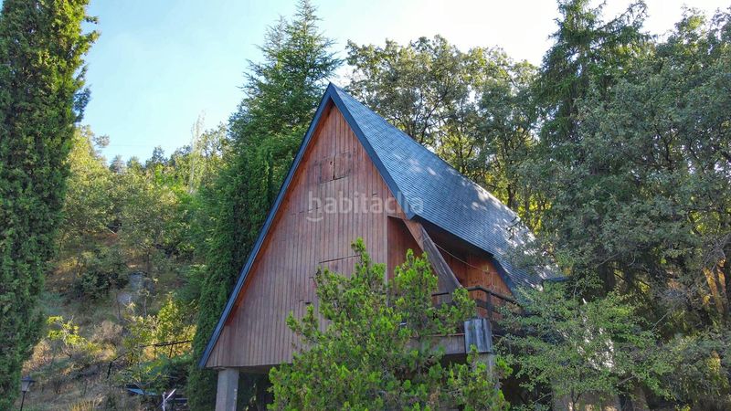 Foto c7d85a0b-ddad-49e4-877d-69458507d147. Casa  en sierra nevada con gran capacidad y potencial de rentabilidad en Güéjar Sierra