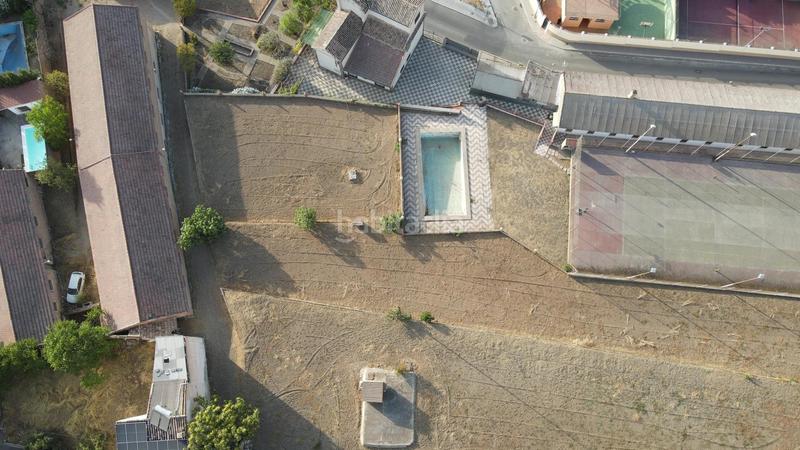 Foto 3e18a0f2-6f0a-4db6-b271-fb64d9bb6725. Terreno residencial oportunidad única para inversores y constructoras en la zubia! en Zubia (La)