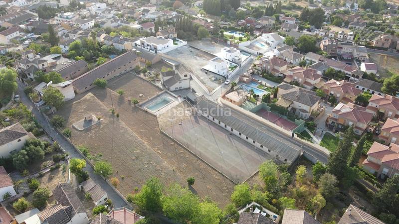 Foto d46fe66c-8078-41c1-9557-80d90701f442. Terreno residencial oportunidad única para inversores y constructoras en la zubia! en Zubia (La)