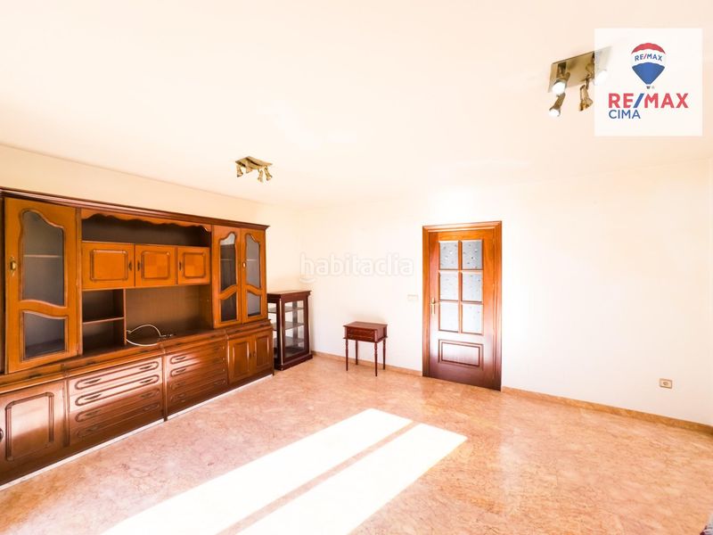 Foto 6a70c9b7-754d-4b80-ac2e-37d30b241688. Piso  zona el control en Benamaurel