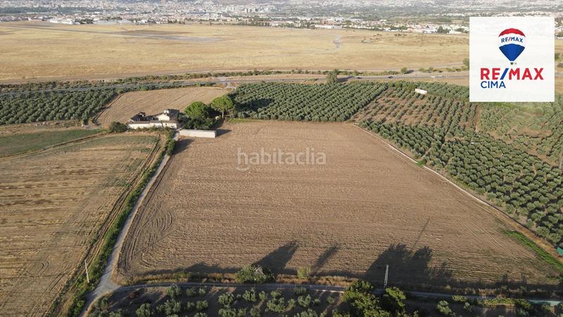 Foto ce974afb-54f0-4581-99c9-52b7c91cec25. Finca rústica a extrarradio 178 a Polideportivo Alhendín