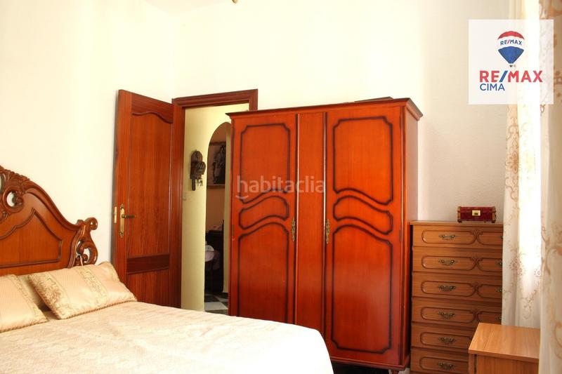 Foto 2cc9a3ff-d78a-4bd4-b1ef-b8c3904b2284. Casa pareada casachalet pareado en Atarfe