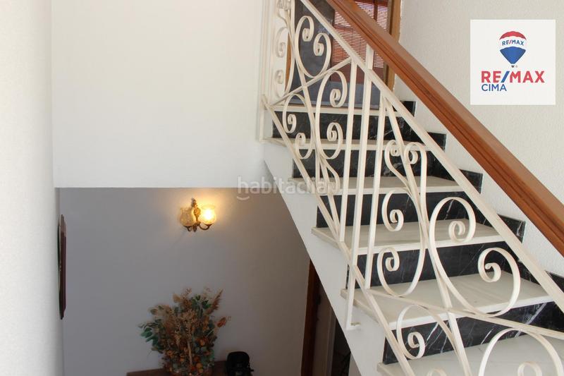 Foto e54a3a38-a312-4d6f-8467-96fe86ac0663. Casa pareada casachalet pareado en Atarfe
