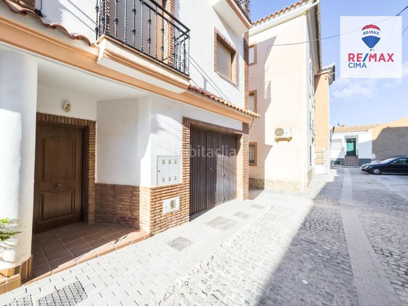 Foto dd1d19a8-17f1-4750-92a5-654b2110f4ad. Casa adossada amb calefacció aparcament a Zújar