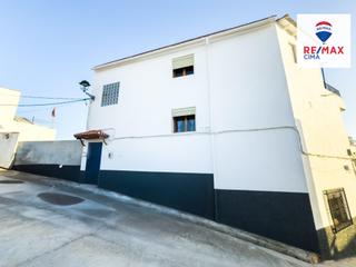 Casa  Calle calle de los mesones. Se vende casa y apartamento independiente en cúllar baza