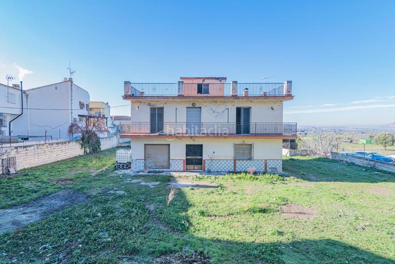 Foto 1f3d2143-981d-4da8-a661-eb769075248a. Casa  con terreno en gojar!! en Gójar