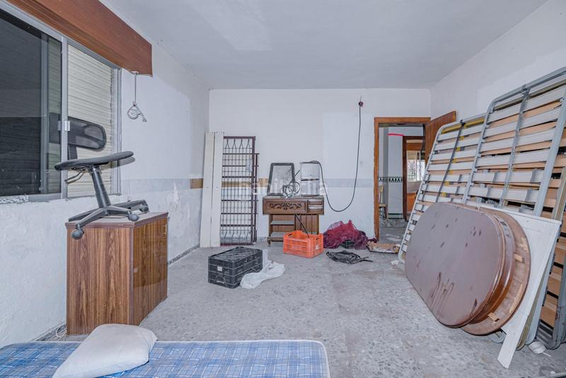 Foto f25e6a5e-5623-404a-b732-eed13fdc8045. Casa  con terreno en gojar!! en Gójar