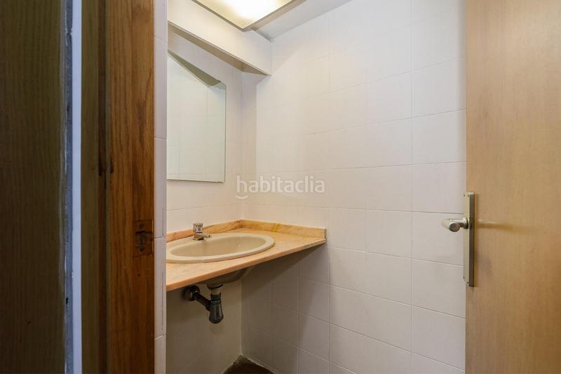 Foto 8a724454-5618-4c22-8109-7bf6bec43b44. Piso en gran via de colon 29 piso 297 m2 en gran via en Granada