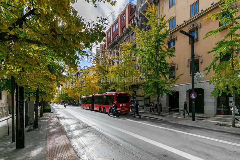 Foto bda2b0ce-6920-42b3-9e54-e316c118adba. Piso en gran via de colon 29 piso 297 m2 en gran via en Granada