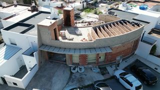Xalet  Real. Chalet con estructura terminada y proyecto de lujo en el campo d