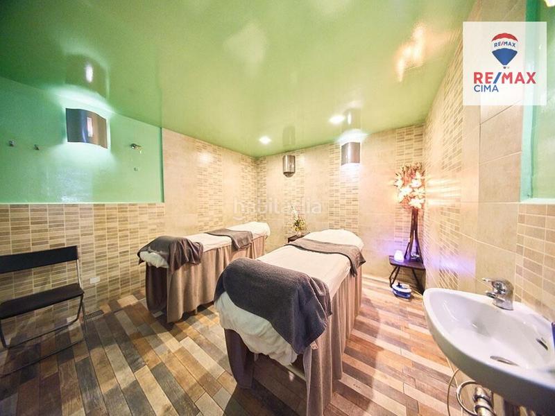 Foto 2489cc4a-4102-41b4-a6fc-a2de0f5afb59. Geschäftsraum in Centro - Sagrario Granada