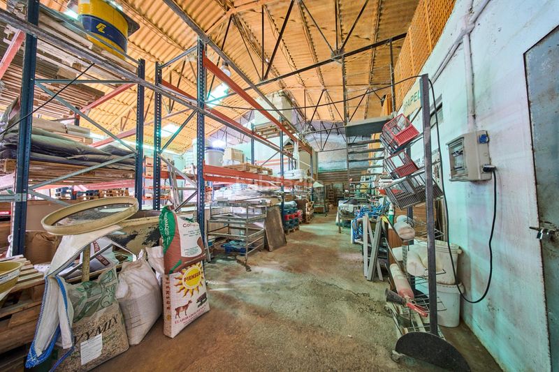 Foto 6d286398-0ebe-452d-bbde-b284309be206. Nau industrial a Atarfe