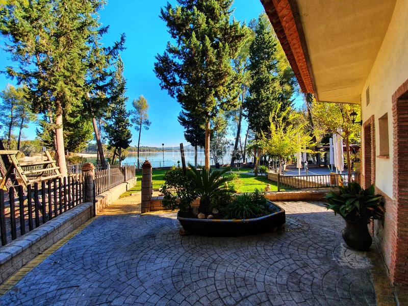 Foto 1c1dc4c3-43c3-40f8-a2b9-252ac22b9504. Local comercial negocio en venta para grandes eventos y exclusivo restaurante en Atarfe