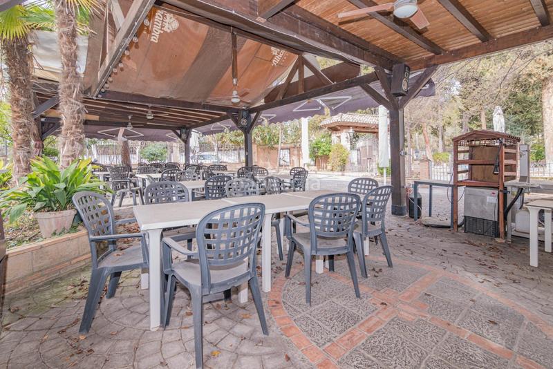 Foto 4355c8a8-42bb-41dc-9b7c-eb838eecce64. Local comercial negocio en venta para grandes eventos y exclusivo restaurante en Atarfe