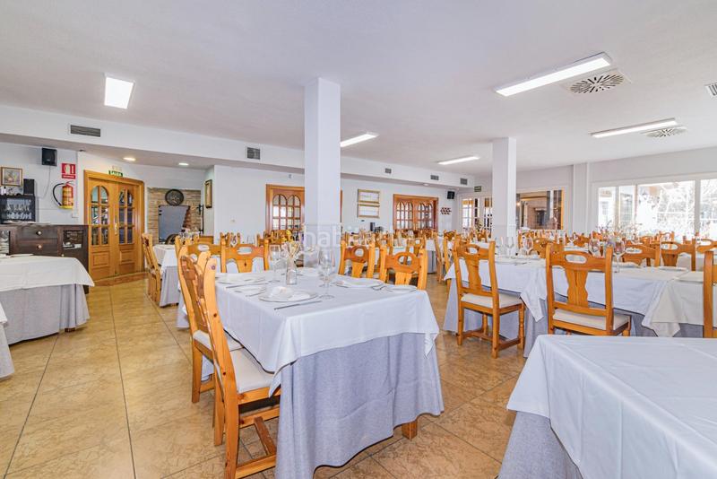 Foto 69a779f9-f348-4e5d-b74f-3c5a16b9c670. Local comercial negocio en venta para grandes eventos y exclusivo restaurante en Atarfe
