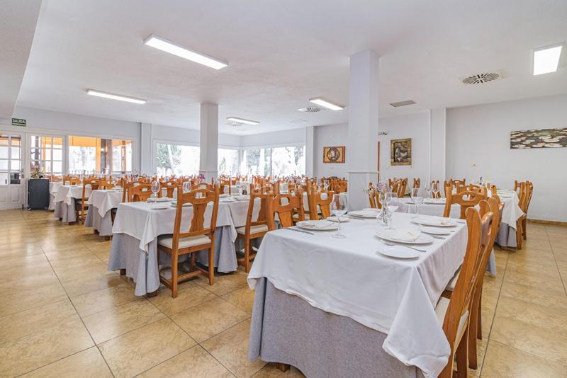 Foto 741a7e46-b028-4616-9a20-60d0d1e116ad. Local comercial negocio en venta para grandes eventos y exclusivo restaurante en Atarfe