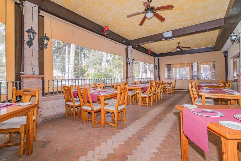 Foto 9bfb0859-2029-4023-847c-1e9e1e0f1519. Local comercial negocio en venta para grandes eventos y exclusivo restaurante en Atarfe