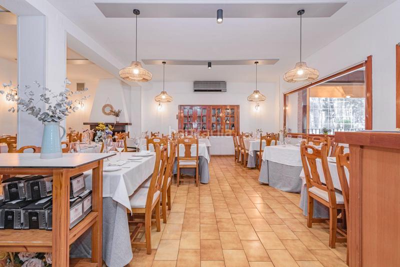 Foto a0c17fc3-4d77-4586-81cf-ad276b0787d3. Local comercial negocio en venta para grandes eventos y exclusivo restaurante en Atarfe