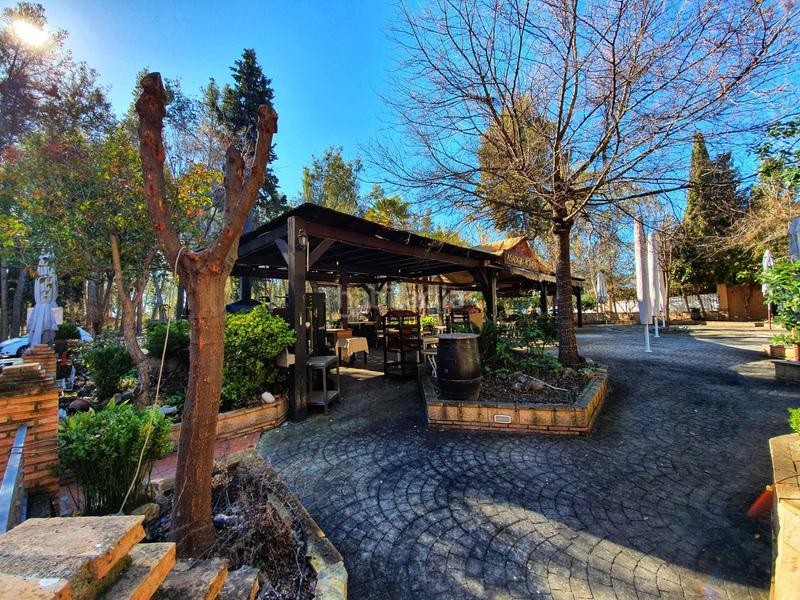 Foto c6cf59b0-7c55-4656-8187-ec179371eed5. Local comercial negocio en venta para grandes eventos y exclusivo restaurante en Atarfe