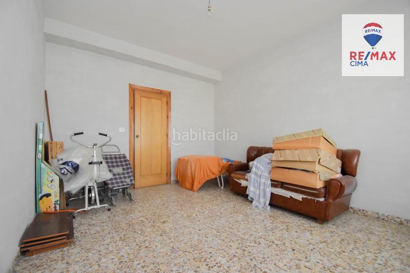 Foto 11976c87-f4aa-4e34-bc57-7137a61d4387. Chalet en calle lavadero 12 gran casa con terreno en Cúllar Vega