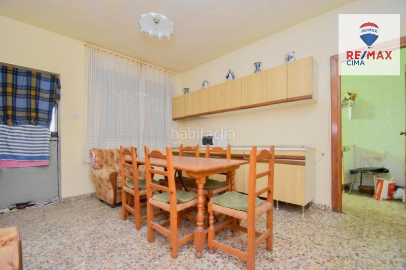 Foto 1c088cb3-2e21-4194-b9a6-571898e972e8. Chalet en calle lavadero 12 gran casa con terreno en Cúllar Vega