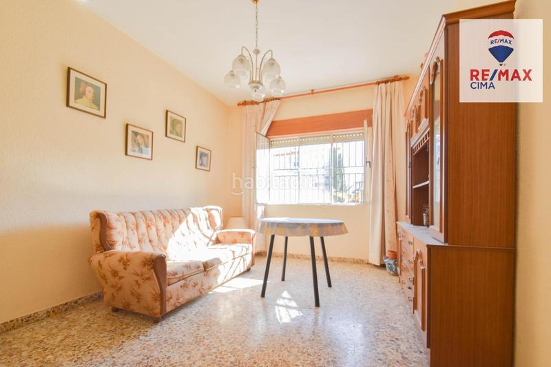 Foto cd00c29e-533c-4b6d-bd70-678002aa7596. Chalet en calle lavadero 12 gran casa con terreno en Cúllar Vega