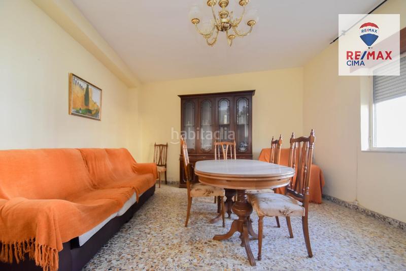 Foto d49eda9d-101d-4fe3-92a1-f10a53acf20f. Chalet en calle lavadero 12 gran casa con terreno en Cúllar Vega