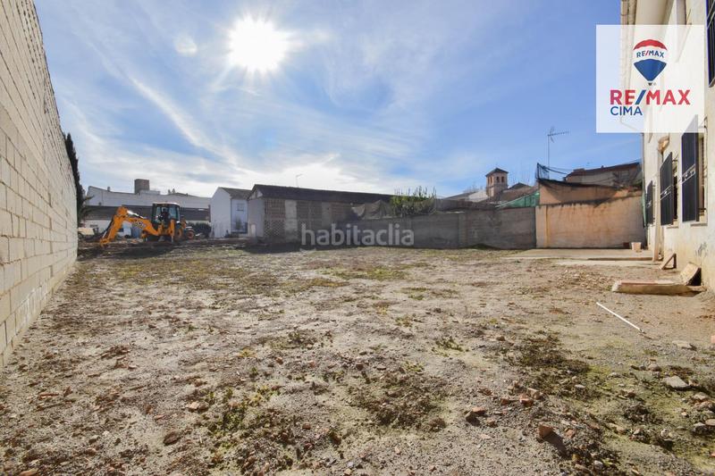 Foto f382f3cf-6431-4bf6-bfee-f0de4f6507b0. Chalet en calle lavadero 12 gran casa con terreno en Cúllar Vega