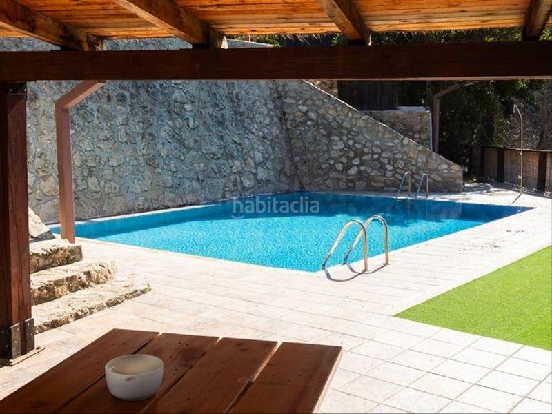 Foto b27103d6-74ca-40f5-aa1d-8e9f52cb2a0f. Xalet amb calefacció aparcament piscina a Castril