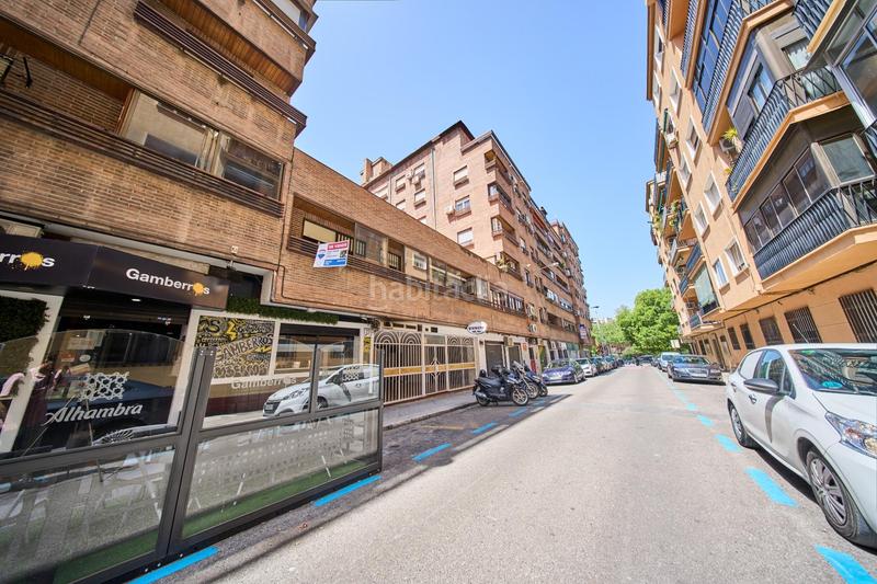 Foto ca469472-a0d9-4c17-b439-fb652a5bfdbf. Piso en albert einstein 3 piso con 166 m2 en plaza einstein en Granada