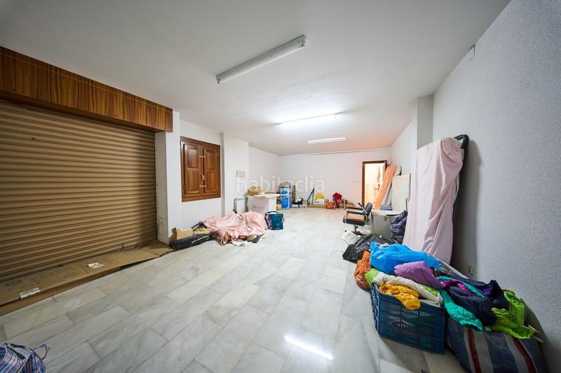 Foto 0b03f31d-982a-40fe-a5d4-16fb23fc90dc. Edificio  venta centro en Albolote