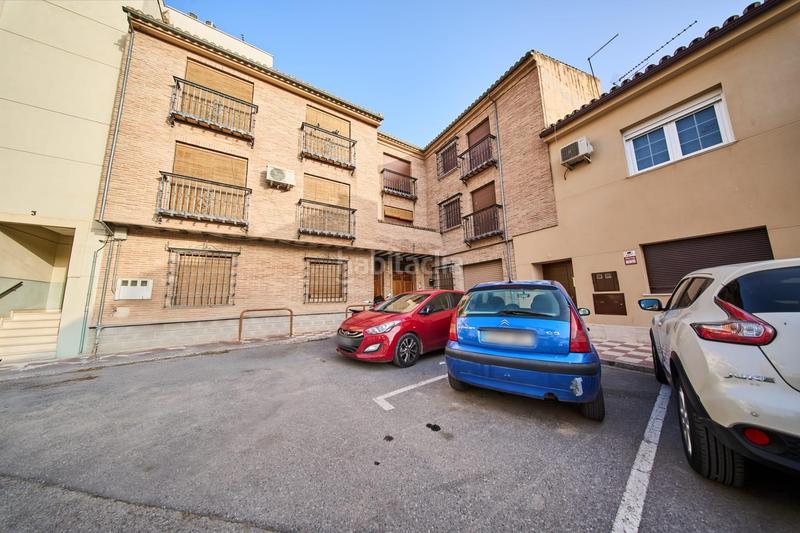 Foto 6a8be34a-3464-4c34-86f1-6a88d67d1d92. Edificio  venta centro en Albolote